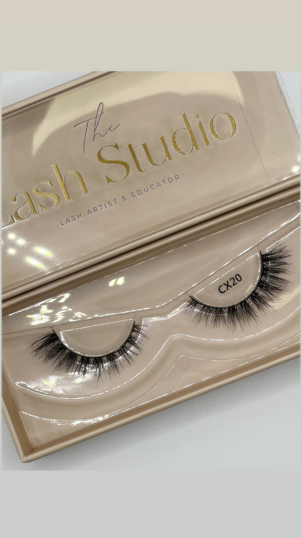 Arya Mink Eyelashes